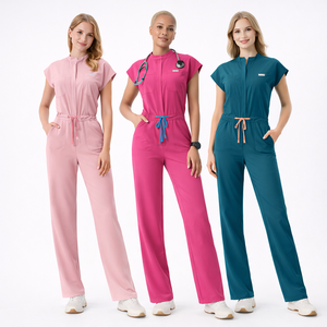 Combinaison médicale sans manches personnalisée en polyester, rayonne et élasthanne pour femme, avec plusieurs poches - Product Image 3