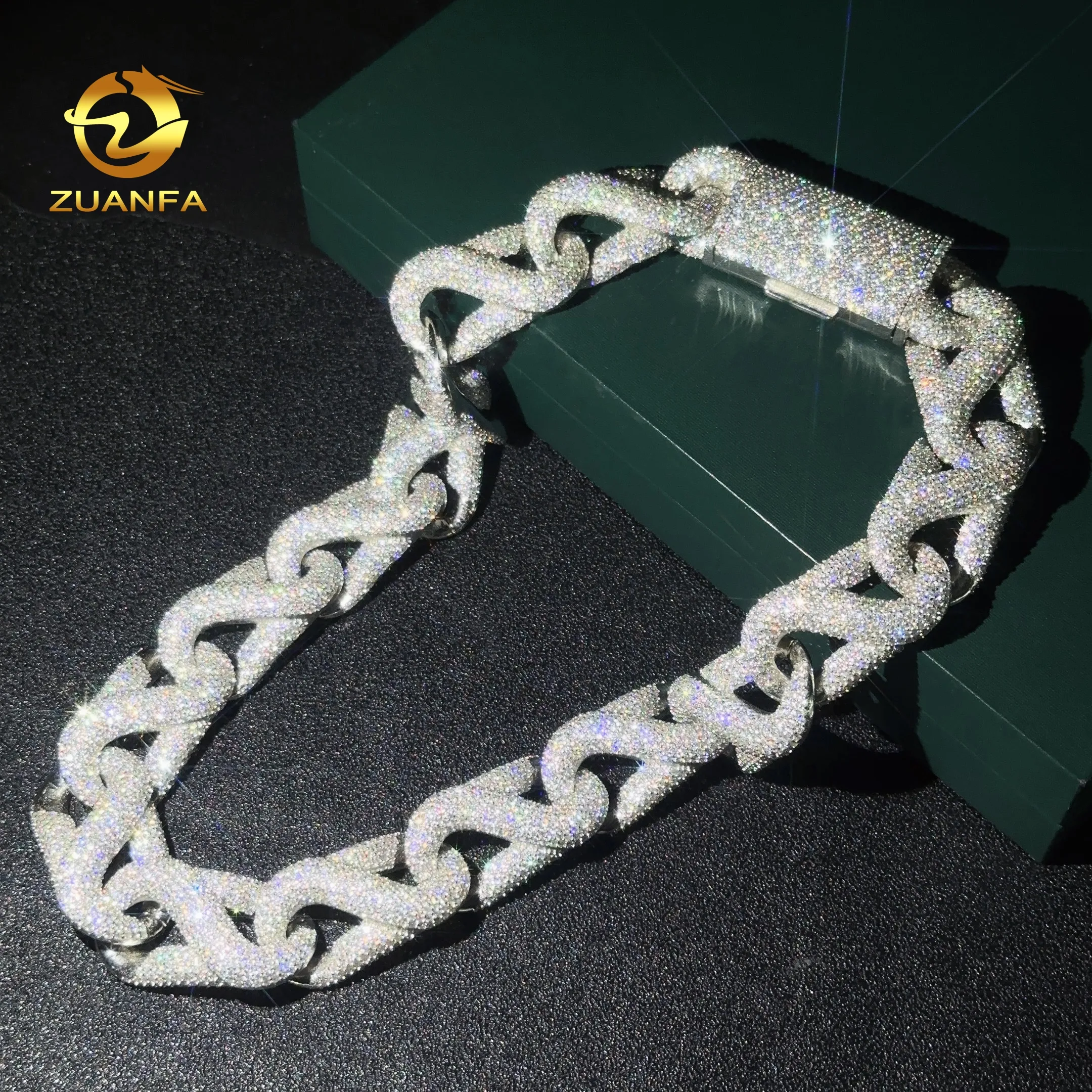 Nieuwe Op Maat Gemaakte Fijne Jewlery 20Mm Fire Miami Cuban Link Chain Moissanite Hiphop Sieraden 925 Cubaanse Schakel Ketting Pass Diamant Test