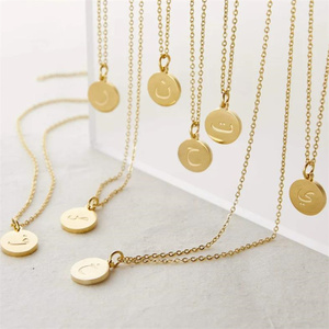 Collar con colgante de disco con grabado personalizado, letra árabe sencilla, colección de <span class=keywords><strong>letras</strong></span>, acero inoxidable gratis, joyería islámica musulmana - Product Image 4