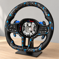 Volant sport en fibre de carbone forgé sur mesure pour BMW G32, cuir à paillettes bleues, design à fond plat avec palettes de changement de vitesse