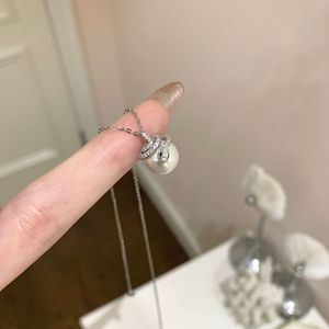 Collier de perles Shijia haut de gamme avec argent pur S925, nouveau design élégant et luxueux de style français, petit design de bulbe - Product Image 2