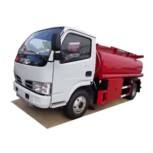 판매를 위해 새로운 2000L 3000L 5000L Dongfeng 4*2 디젤 엔진 기름 연료 유조선 탱크 트럭