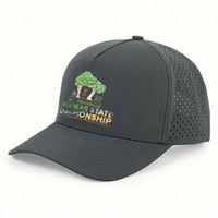 Casquette à 5 panneaux découpée au laser avec matériau à séchage rapide et évacuation de l'humidité pour les performances sportives, le golf et les activités de plein air