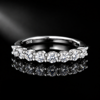 Bague Moissanite Classique Vintage en Argent S925 avec Gemme Ronde VVS Scintillante, Monture Demi-Éternité Certifiée GRA, Cadeau Quotidien ou d'Anniversaire