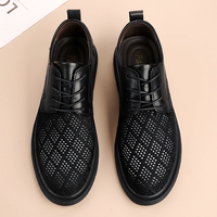 Chaussures d'été pour hommes à lacets, baskets respirantes en maille, légères, avec semelle extérieure en caoutchouc évidée, ventilées, résistantes à l'usure, solides