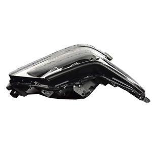 Phares LED matriciels à 3 lentilles pour Lexus LX570 2016-2021 avec clignotants séquentiels DRL et mise à niveau adaptative des phares - Product Image 5