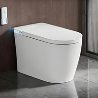 Toilette intelligente de luxe monobloc avec réservoir, bouclier anti-éclaboussures, chasse d'eau automatique, siège chauffant, télécommande, bidet intelligent à poser au sol