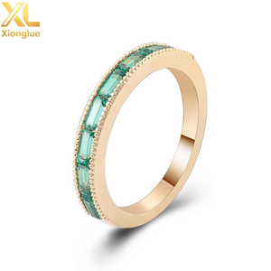 Anillo de Eternidad de Oro Amarillo de 10k, 14k, 18k con Corte Baguette de Moissanita, Estilo Vintage, Joyería Fina para Mujer - Product Image 5