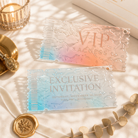 Billet d'entrée élégant en acrylique de 2 mm avec motif vague d'eau et bords festonnés pour concerts, festivals et galas