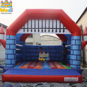 Château gonflable en matériau ignifuge, sécurité renforcée pour les événements publics - Product Image 6