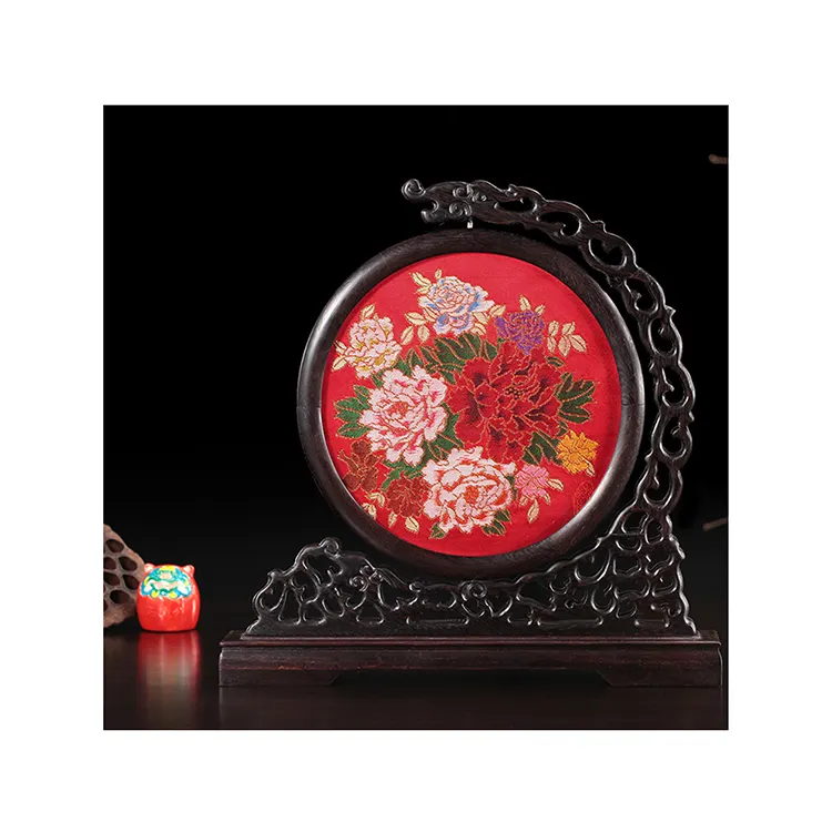 コレクション装飾のための中国の伝統的なデザインの手刺繍シルクテーブル装飾工芸品