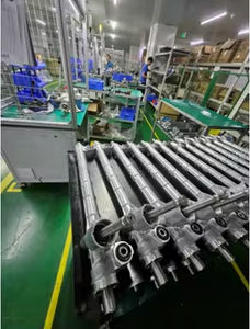 Pièces détachées automobiles FR3Z13404A <span class=keywords><strong>Feu</strong></span> <span class=keywords><strong>arrière</strong></span>-droit-blanc pour ford 2013 Mustang - Chinese Spec - Product Image 3