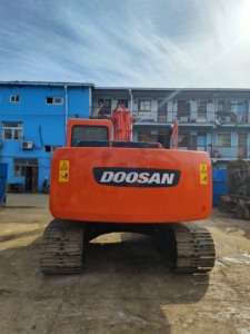 Excavadora hidráulica sobre orugas Doosan DH150LC 14T usada con componentes de motor y engranaje - Product Image 2