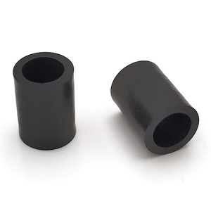 Almohadillas de plástico para muebles Shih Hung Plastics, almohadillas negras gruesas para tuberías, accesorios de hardware para ajuste de altura - Product Image 1