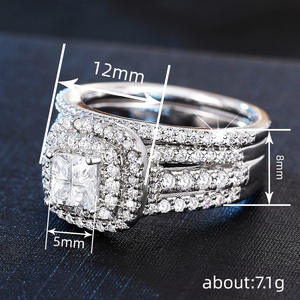 Anello in Oro Bianco con Diamante Naturale Taglio Asscher, Colore D, Montatura Halo, per Fidanzamento Femminile - Product Image 4