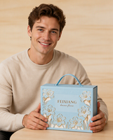 Boîte cadeau pliable en carton couleur avoine avec ruban satiné et fermeture magnétique pour votre logo, idéale pour les cadeaux et les commandes en gros