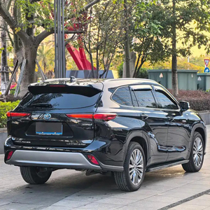 Toyota <span class=keywords><strong>Highlander</strong></span> Essence SUV 4x4 7 Places Boîte Automatique Sièges en Cuir 2023 d'occasion de haute qualité – Acompte - Product Image 6
