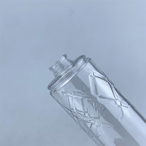 Flacons de parfum en gros avec bouchons et motifs en PET, corps en forme de bouchon, style similaire à celui de <span class=keywords><strong>Victoria</strong></span>'s <span class=keywords><strong>Secret</strong></span>. - Product Image 2