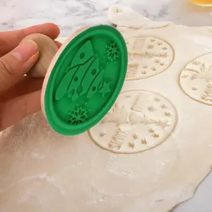 Set Of 4 Christmas Kitchen Tools Silicone Biscuits Cookies Mold Cookie Embosser Stamp With Handle