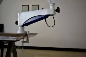 テーブルマウントクランプ付きENT操作顕微鏡 - Product Image 2