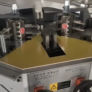 Machine à sertir les coins de haute qualité pour la fabrication et l'assemblage de portes et fenêtres en aluminium, machine à sertir les coins - Product Image 6