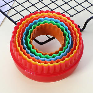 Emporte-pièces en forme de cœur, étoile, <span class=keywords><strong>cercle</strong></span> et carré, moules à pâtisserie en plastique, ensemble d'émporte-pièces en silicone 3D pour gâteaux de mariage et de fête - Product Image 1