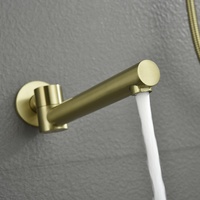 Système de douche et baignoire en or brossé avec robinet dissimulé rond, douchette pluie ronde, douchette à main ronde et bec de baignoire trois voies