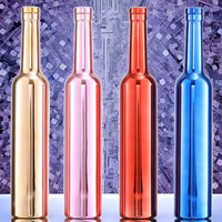 Bouteille de vin en verre électroplaqué 500 ml 750 ml avec bouchon en caoutchouc brillant UV, bande de couleur personnalisée, verre carboné pour boîte de nuit