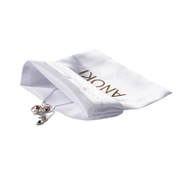 Pochette cadeau en satin de soie blanc de qualité supérieure avec logo personnalisé imprimé, sac en tissu à cordon, sac à bijoux anti-poussière