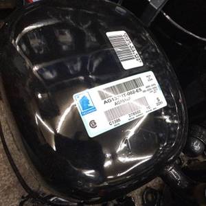 เครื่องอัดอากาศไทคัง รุ่น AG5561F 220V อุปกรณ์ทำความเย็นสำหรับเครื่องเติมอากาศในฟาร์มเพาะเลี้ยงสัตว์น้ำ - Product Image 1