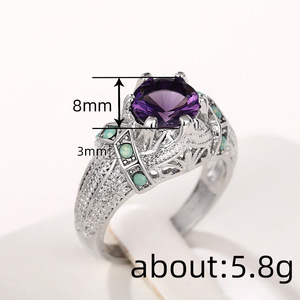 Anello in Stile Reale Vintage Unisex, Elegante Gioiello di Moda per Uso Quotidiano - Product Image 4