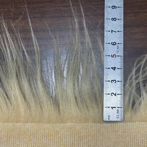 Großhandelspreis Langflor-Kunstfellstoff für Polsterung, Dekoration, Handwerk, Individuelle Farben, Geringe Mindestbestellmenge, Direkt vom Hersteller - Product Image 2