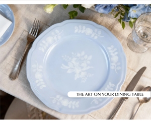 Assiettes de Dîner Haut de Gamme en Porcelaine Fine, Motif Fleurs Bleues Délicates, Résistantes au Lave-Vaisselle et au Micro-ondes - Product Image 2