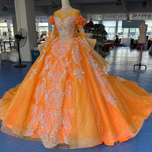 Elegante Vestido de Novia Moderno con Cuentas, Estilo Princesa, Escote Corazón, Manga Larga, Cola Capilla, Largo hasta el Suelo, Sin Espalda Xs096 - Product Image 4