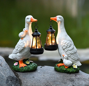 Statues de canards de jardin pour la famille, lanterne solaire extérieure, idéale pour la décoration de jardin et de cour - Product Image 5
