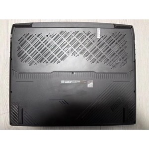 โน้ตบุ๊กเกมมิ่ง <span class=keywords><strong>MSI</strong></span> Titan GT77HX 13VI RTX 4090 รุ่นใหม่ปี 2023 ขนาด 17.3 นิ้ว UHD 144Hz Intel I9-13980HX - Product Image 6