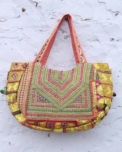 Hand-<b>Patchwork</b> Banjara Tote <b>Bag</b> Handmade Embroidered Shoulder <b>Bag</b> Flowers Large Capacity Lightweight Canvas Zipper Waterproof - Product Image 4