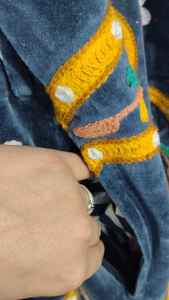 Chaqueta de terciopelo Suzani larga estilo vintage, elegante y casual para mujer, abrigo de invierno bordado a mano, cárdigan acogedor, vestido playero. - Product Image 4