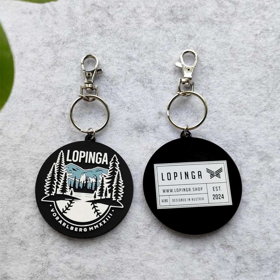 Keyring Wholesale Customized Modern 3D Key Chain Soft PVC Keyring Unique Logo ...