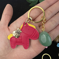 Porte-clés en cristal populaire, artisanat en cristal, devenir riche, porte-clés en quartz pour l'année du cheval, cadeau