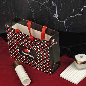 High Quality Biodegradable Paper <b>Gift</b> Bags Wholesale Colored <b>Gift</b> Shopping Paper Bag with Handle - Product Image 3