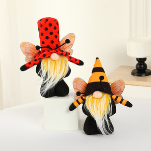 Nuova Bambola Senza Volto Rudolf per il Festival del Raccolto, Simpatica Decorazione Artigianale in Maglia a Forma di Cartone Animato, Piccola Dimensione, Vendita all'Ingrosso - Product Image 1