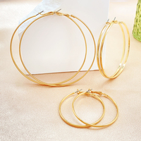 Nouvelles Boucles d'Oreilles Créoles Grandes Plaqué Or Tendance Mode 2026, Style Simple, Design Classique, Accessoire en Alliage pour Femmes