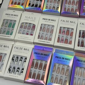 Venta al por mayor de <span class=keywords><strong>manicura</strong></span> de uñas de alta calidad 3D perla reutilizada ataúd almendra cuadrado brillo uñas arte Gel prensa en las uñas con pegamento - Product Image 6