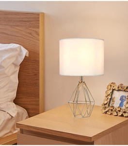 Avatto — <span class=keywords><strong>lampe</strong></span> de table nordique moderne et de luxe, en laiton doré, pour chambre à coucher, vente en gros - Product Image 2