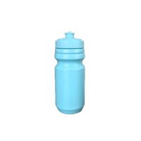 Nouvelle bouteille d'eau souple en plastique PP écologique de 550 ml (18 oz) pour le vélo, les voyages, la salle de sport, disponible en blanc, noir et bleu
