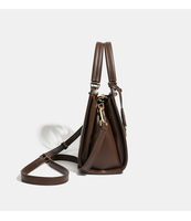 Sac à main vintage pour femme avec imprimé calèche, charme doré, bandoulière convertible, cuir PU pour les trajets quotidiens