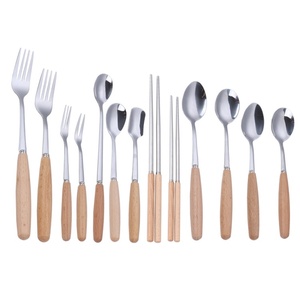 ด้ามไม้บีช 410 สแตนเลสสตีล ชุดมีดสเต็ก ส้อม ช้อน ตะเกียบสไตล์ญี่ปุ่น ดีไซน์มินิมอล ขัดเงาแบบกระจก สำหรับของหวาน - Product Image 5