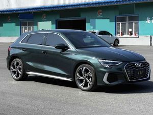 <span class=keywords><strong>Audi</strong></span> <span class=keywords><strong>A3</strong></span> Sportback 35 <span class=keywords><strong>TFSI</strong></span> <span class=keywords><strong>1.4</strong></span> <span class=keywords><strong>TFSI</strong></span> Sport Line Automatica (Modello 2022) - Product Image 3