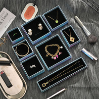 Caja de Regalo Rectangular de Cartón con Laminado Mate para Joyería, Collar y Pulsera con Degradado de Colores Modernos